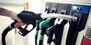 Rich results on Google SERP when searching for 'Petrol Prices in Pakistan'