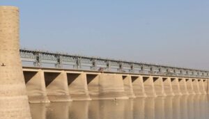 arrest warrants, Chief engineer Kotri barrage issued