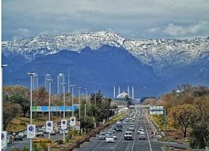 Search results on google SERP when searching for 'Islamabad'