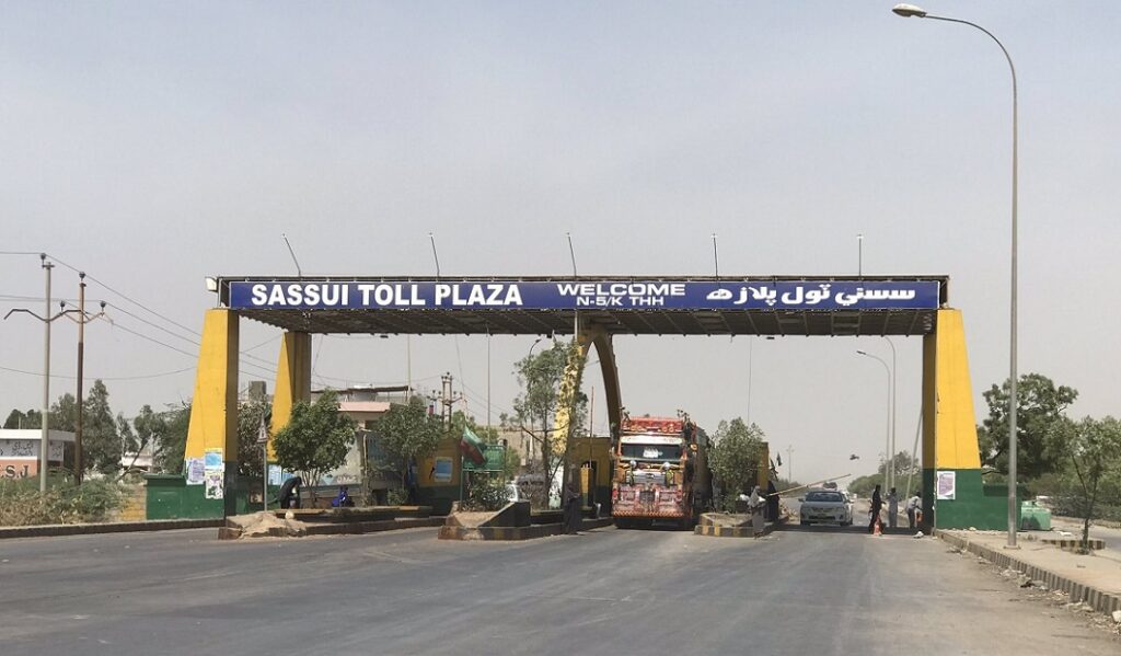 Sassui toll plaza on Thatta Karachi road