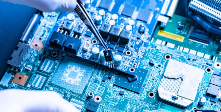 Rich result son google SERP when searching for 'Chips electronic'