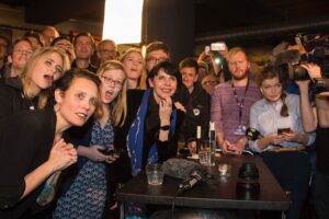 Rich result son google SERP when searching for 'Iceland parliament'