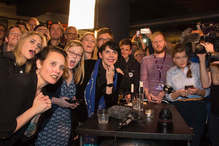 Rich result son google SERP when searching for 'Iceland parliament'