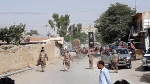 Rich result son google SERP when searching for 'Lines area Karachip'