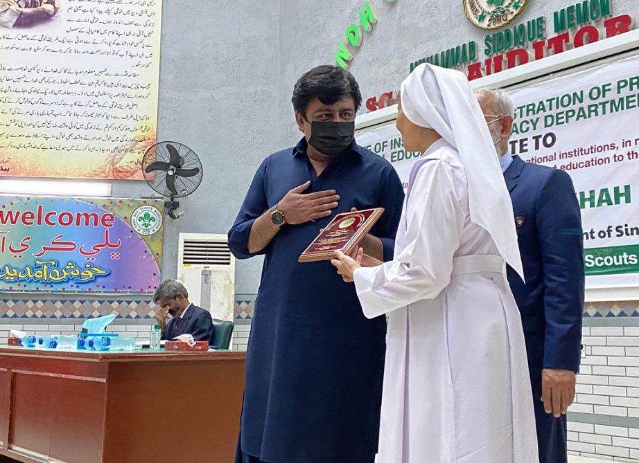 Rich result son google SERP when searching for 'Sardar Shah'