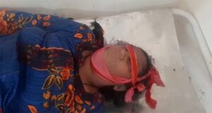 Rich result son google SERP when searching for 'Woman suicide'