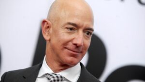 Rich result son google SERP when searching for 'Jeff Bezos'