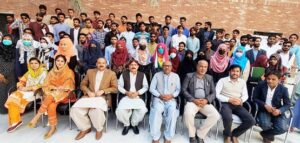 Rich result son google SERP when searching for 'Poster competition'