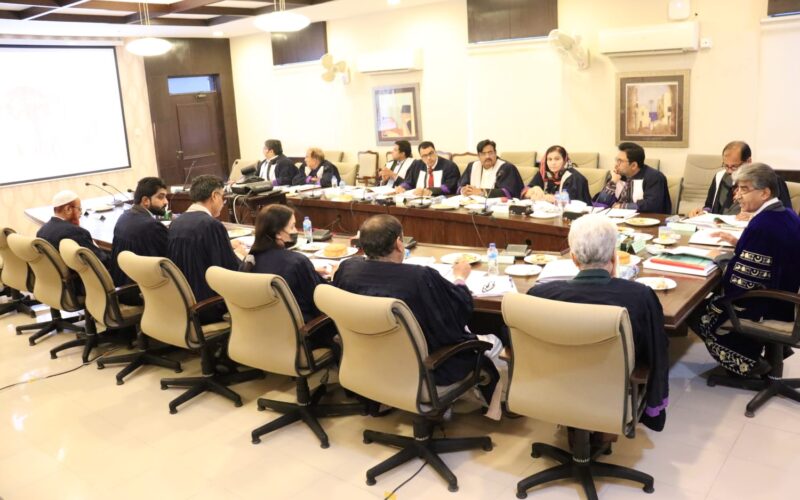 Rich result son google SERP when searching for 'Latif University'