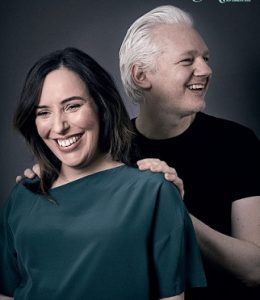 Rich result son google SERP when searching for 'WikiLeaks Julian Assange'