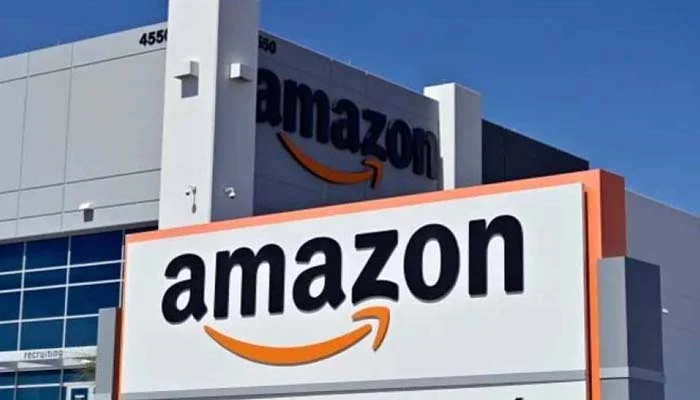 Rich results on google SERP when searching for ‘Amazon’