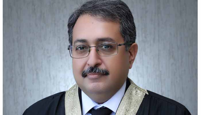 Justice Aamir farooq