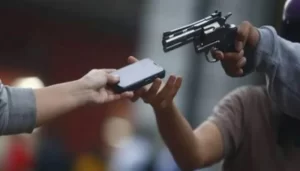 Mobile fone snatcher