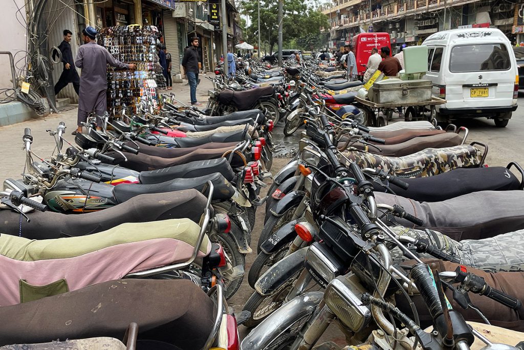 KMC Parking Made Free for Public Across Karachi